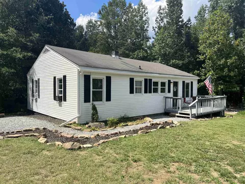 316 Roanoke Ave, Littleton, NC 27850