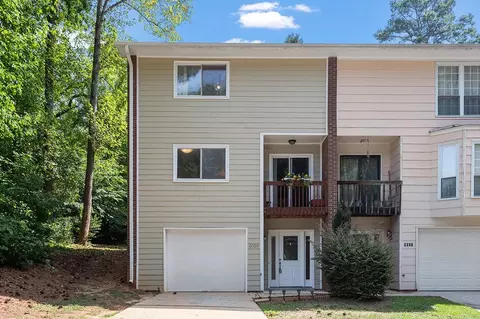 6029 Dixon Dr, Raleigh, NC 27609