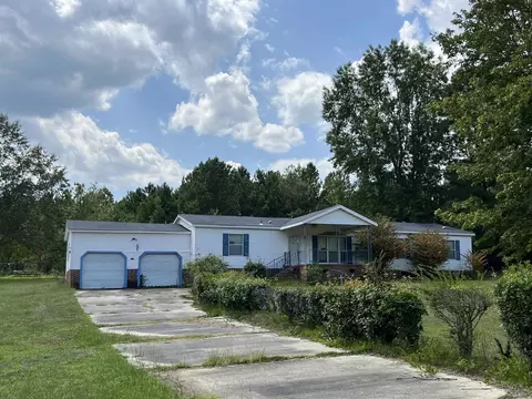 772 Nutgrass Rd, Bunnlevel, NC 28323
