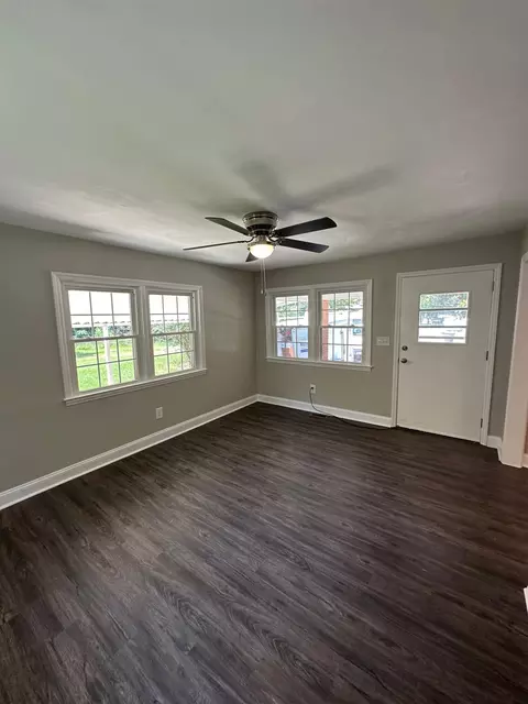 105 Hicks St, Erwin, NC 28339 photo 6