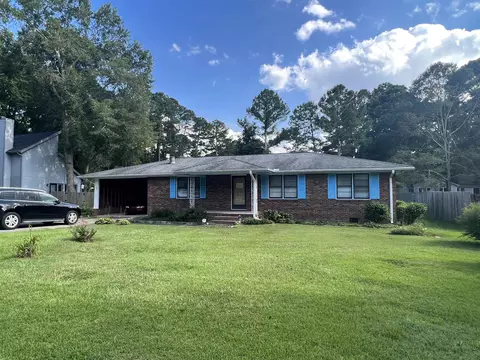 5 Eden Dr, Smithfield, NC 27577
