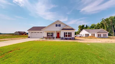 102 Bellingham Ct, Fremont, NC 27830