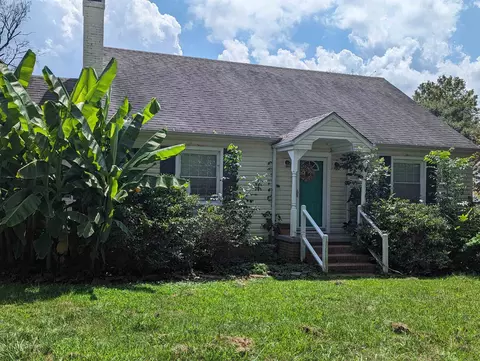 66 Finch Ln, Boydton, VA 23917