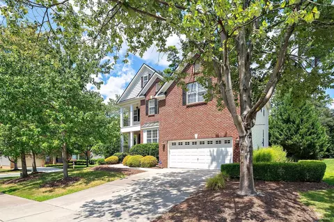 1 Stonehouse Ct, Durham, NC 27713 photo 1