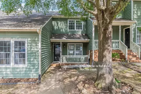 105 Hollow Oak Dr, Durham, NC 27713