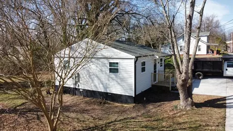 1320 E Commerce Ave, High Point, NC 27260 photo 5