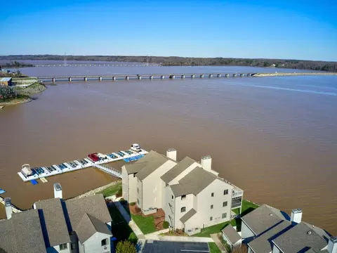 52 East St #52, Clarksville, VA 23927