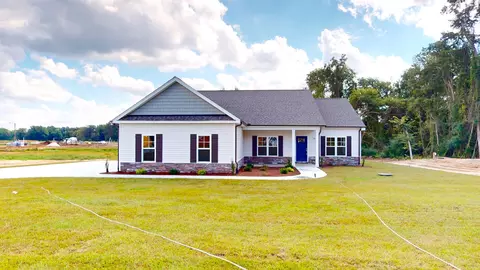 104 Bellingham Ct, Fremont, NC 27830