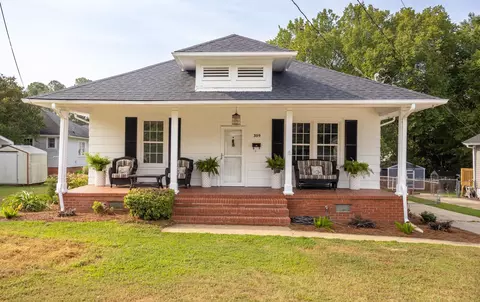 309 E J St, Erwin, NC 28339