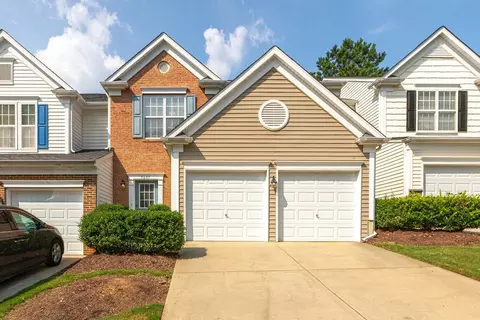 5607 Berry Creek Cir, Raleigh, NC 27613