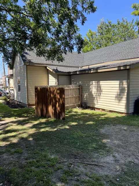 101 S 12th St, Erwin, NC 28339 photo 3