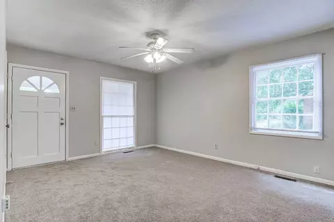 609 Wakeland Dr, Garner, NC 27529 photo 5