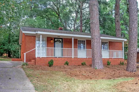 609 Wakeland Dr, Garner, NC 27529 photo 1