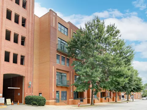 444 S Blount St #121, Raleigh, NC 27601