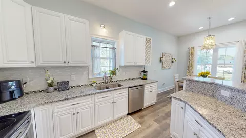 110 E Brown St, Pine Level, NC 27568 photo 14