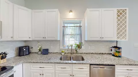 110 E Brown St, Pine Level, NC 27568 photo 15