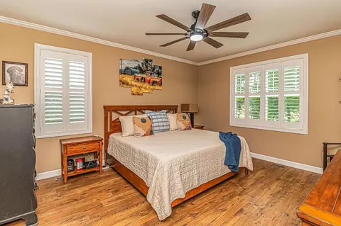 8017 N Pine Shadows Dr, Garner, NC 27529 photo 9