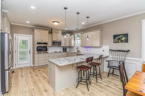 8017 N Pine Shadows Dr, Garner, NC 27529 photo 3