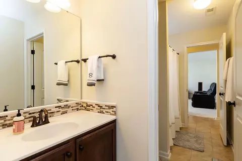 132 Plano Dr, Durham, NC 27703 photo 26