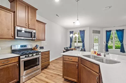 6085 Beale Loop, Raleigh, NC 27616 photo 9