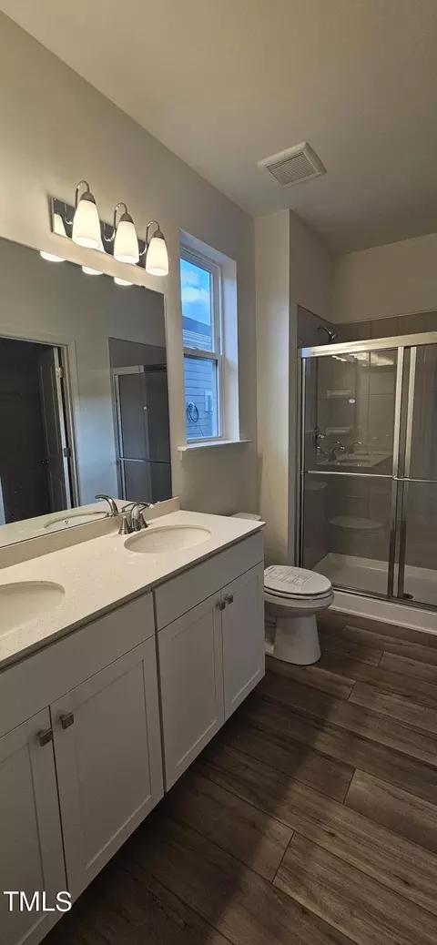 1504 Underbrush Dr, Durham, NC 27703 photo 9