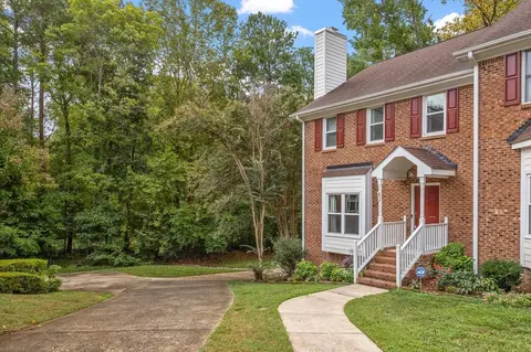 40 Preakness Dr, Durham, NC 27713 photo 2