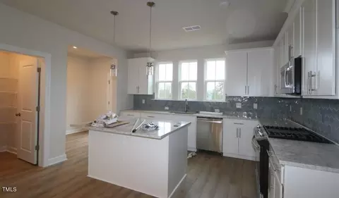 110 Pipers Pl, Wake Forest, NC 27587 photo 6