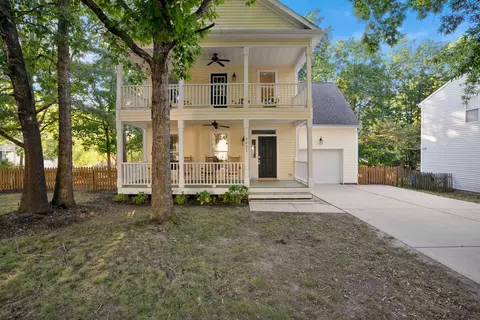 3421 Suncrest Village Ln, Raleigh, NC 27616