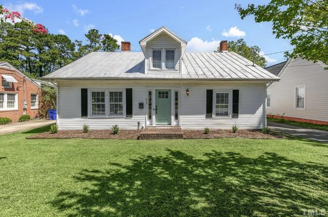 413 E Woodall St, Smithfield, NC 27577 | 39 Photos - Movoto