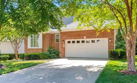 3010 Heritage Pines Dr, Cary, NC 27519