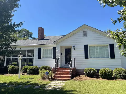205 N Wayne Ave, Dunn, NC 28334 photo 3