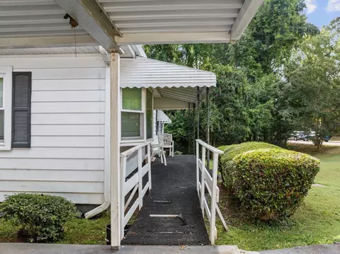 Exterior - 113 E Johnson St, Cary, NC 27513 photo 9 of 16