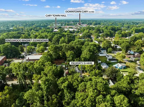 View/Area - 113 E Johnson St, Cary, NC 27513 photo 2 of 10