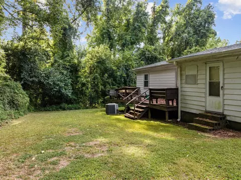 Exterior - 113 E Johnson St, Cary, NC 27513 photo 15 of 16