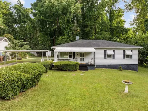 Exterior - 113 E Johnson St, Cary, NC 27513 photo 7 of 16