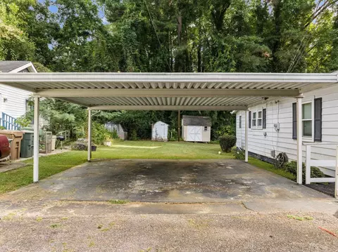 Exterior - 113 E Johnson St, Cary, NC 27513 photo 8 of 16