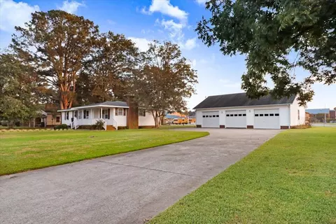 110 Mercer St, Princeton, NC 27569