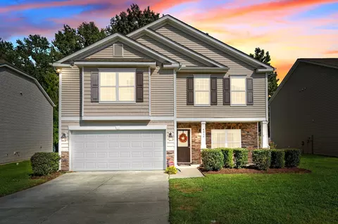 4014 Watsonia Dr, Zebulon, NC 27597