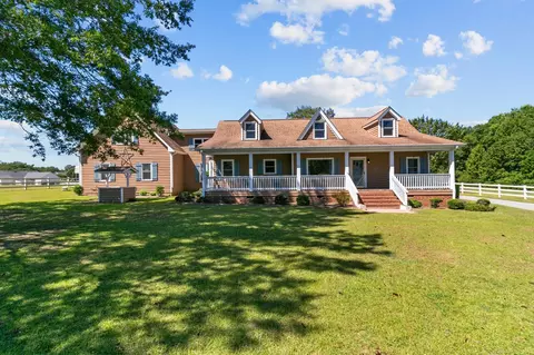 2711 Nc 55 W, Coats, NC 27521