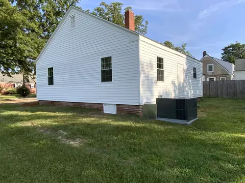 703 S King Ave, Dunn, NC 28334 photo 15