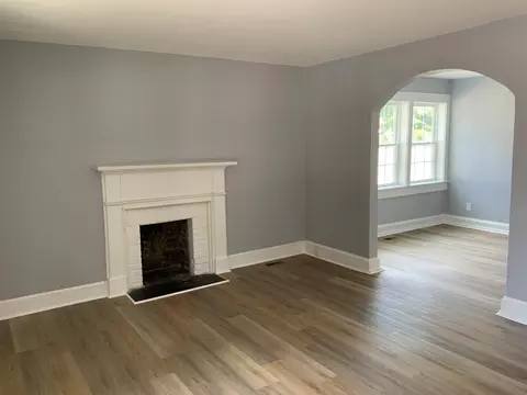 703 S King Ave, Dunn, NC 28334 photo 2