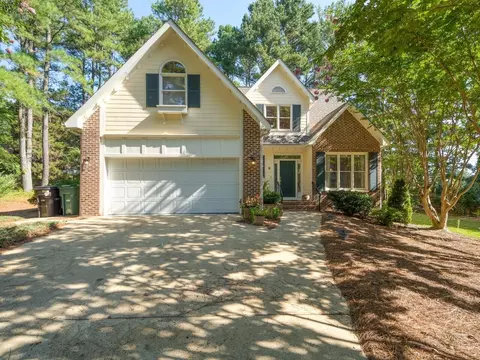 9 Silver Birch Ct, Chapel Hill, NC 27517