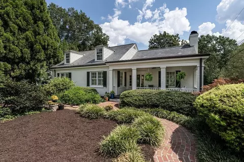 2616 St Marys St, Raleigh, NC 27609