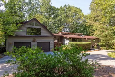 14 Harvey Pl, Durham, NC 27705