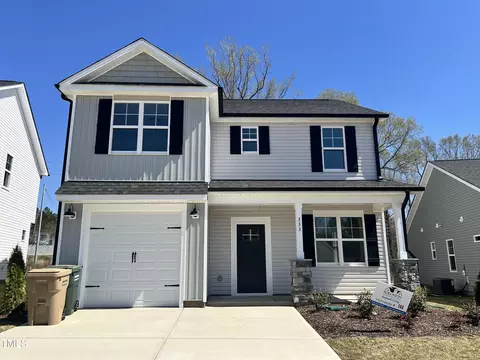 333 Maidenhair Pl, Clayton, NC 27520