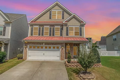 103 Station Dr, Morrisville, NC 27560