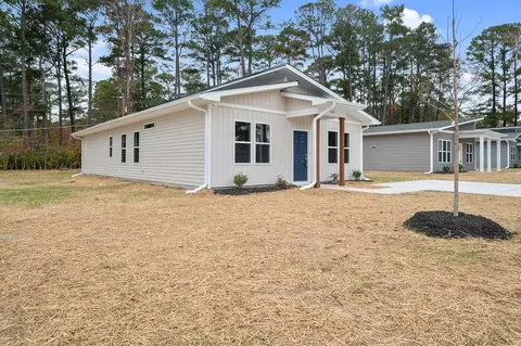 1214 S Second St, Smithfield, NC 27577 photo 3