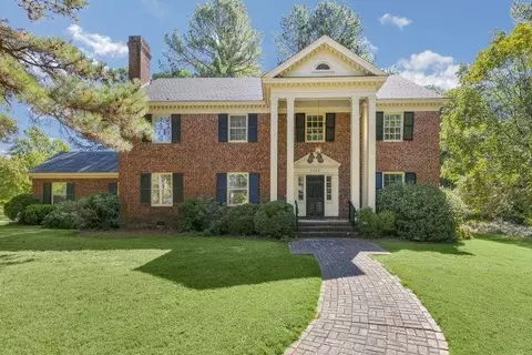 2202 NW Sulgrave Dr, Wilson, NC 27896