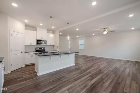 142 Umbrella Way, Garner, NC 27529 photo 3