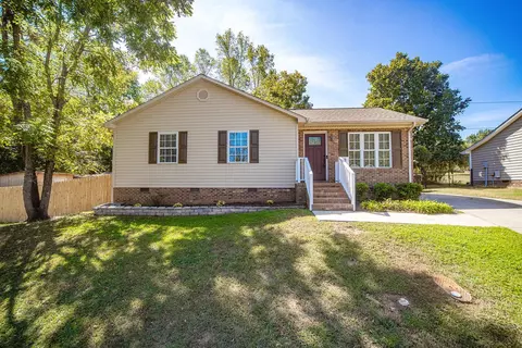 129 Justin Ct, Burlington, NC 27217